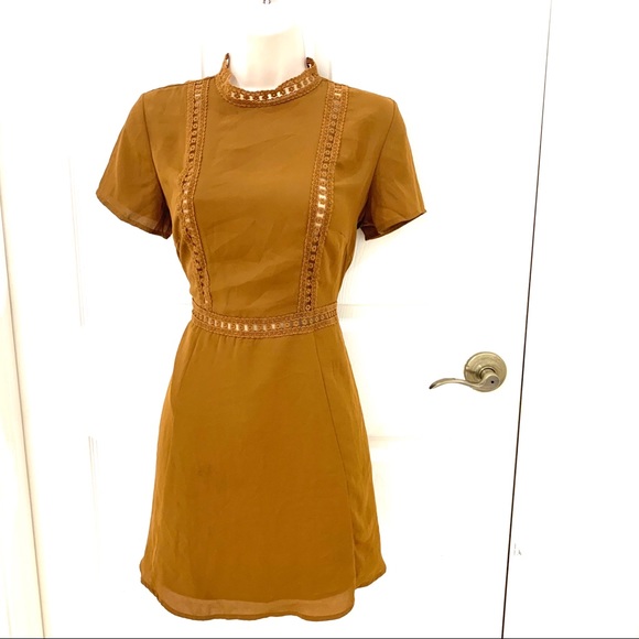 Forever 21 Lace Detailed Mini Dress - Picture 1 of 4